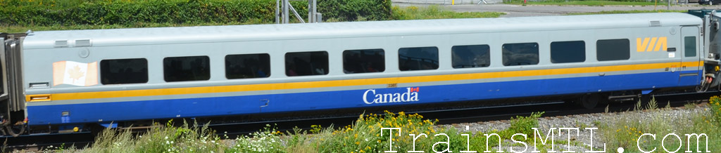 Passenger car VIA 3361 left side / Wagon de passager VIA 3361 coté gauche